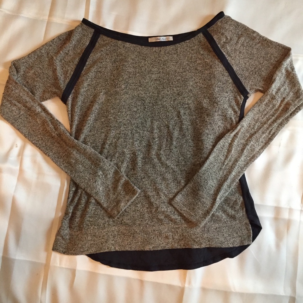 Layla Jayde Two-Toned Sweater (Size S)
